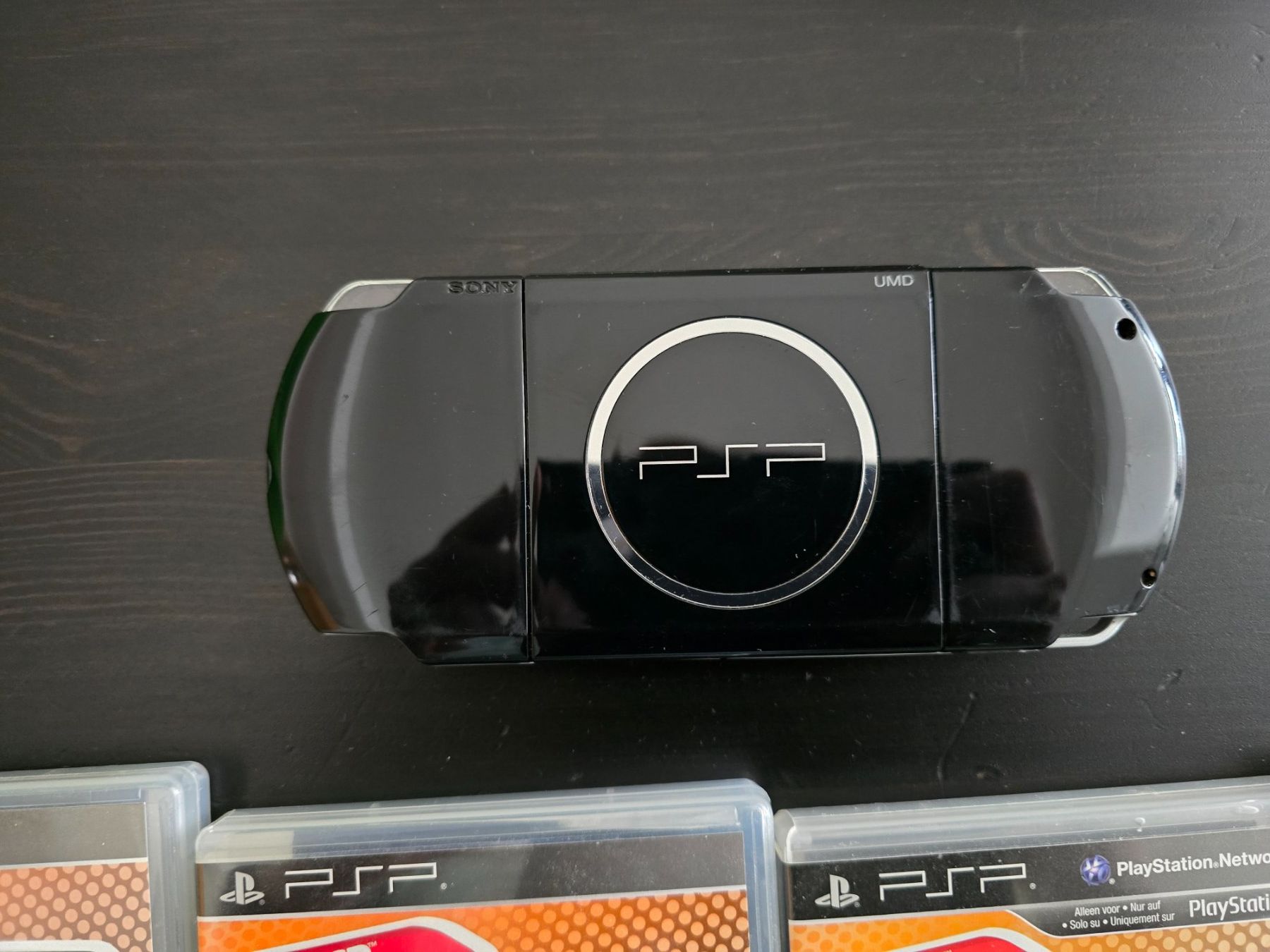 Sony Console: Console PSP avec 4 jeux – Usato da Tramelan venduto da Nirdan 5