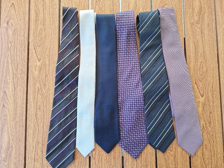 Lot de 6 cravates homme variées bon état