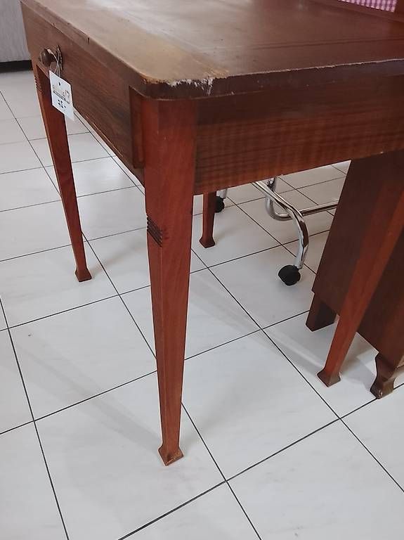 Scrivanie: Kleiner Schreibtisch mit Schublade – Usato da Neuhausen am Rheinfall venduto da galleria13 3