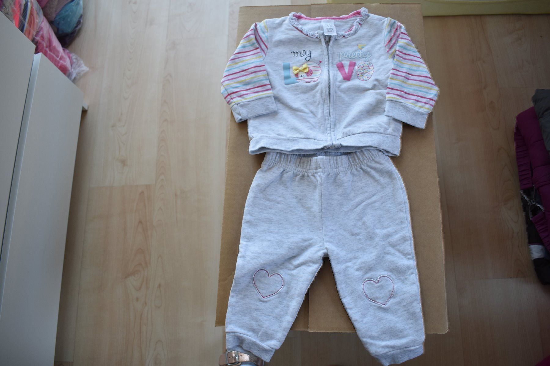 Lotti & Set di vestiti: Kleiderpaket 12-teilig Gr. 68 – Usato da Grüsch venduto da Wiiwarm