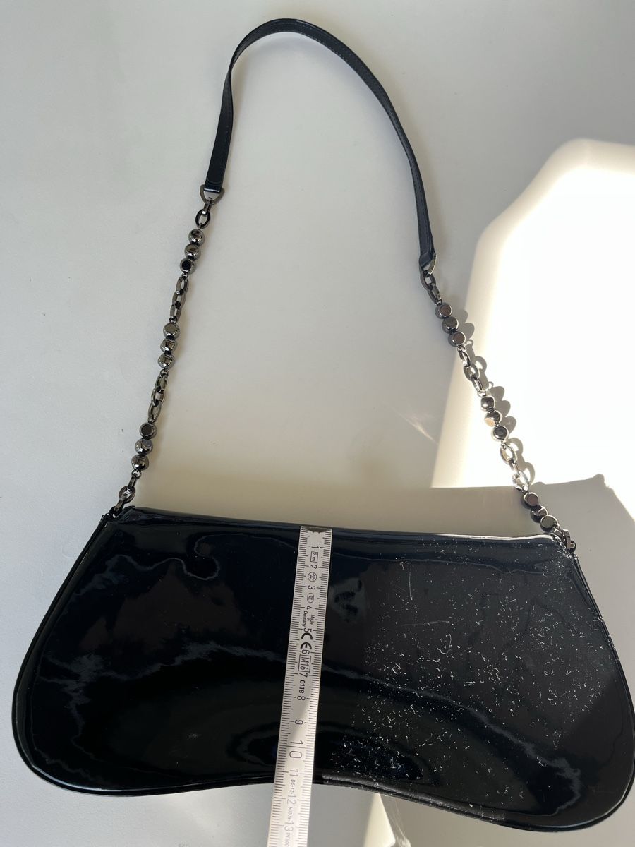 Stuart Weitzman Borse da donna: Stuart Weitzman Lack-Tasche, schwarz, zeitlos elegant! – Usato da Adetswil venduto da dp9 1