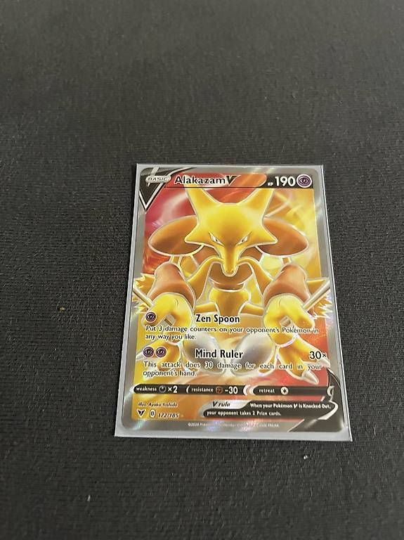 Carte collezionabili: Alakazam V - Vivid Voltage – Usato da Rheinau venduto da Orcas