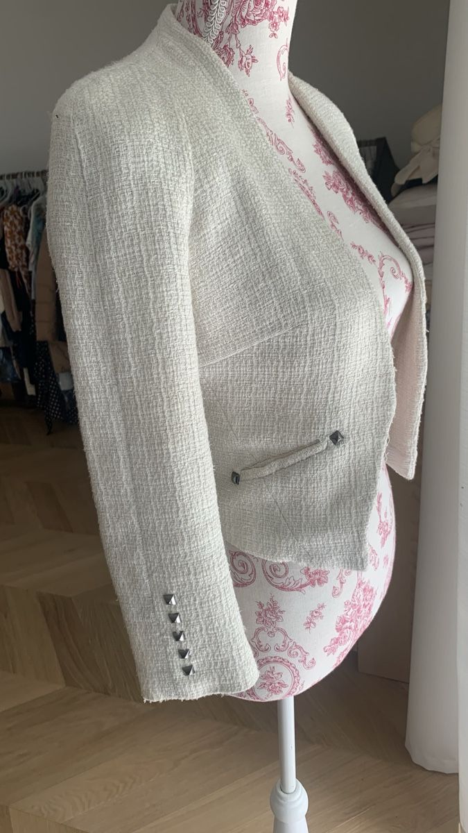 Mango Giacche: MANGO ecru tweed jacket XS/34 – Usato da Zürich venduto da Angela_Fashion_Lover 2