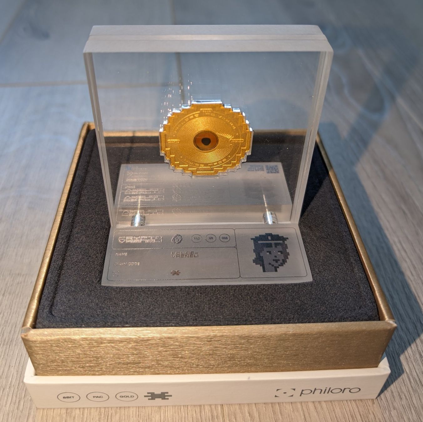 Gold Crypto Vreneli / 1oz / Nr. 15 von 100 / Police Vreneli (Neu und  originalverpackt) in Wintersingen für CHF 11111 – mit Lieferung auf Ricardo  kaufen