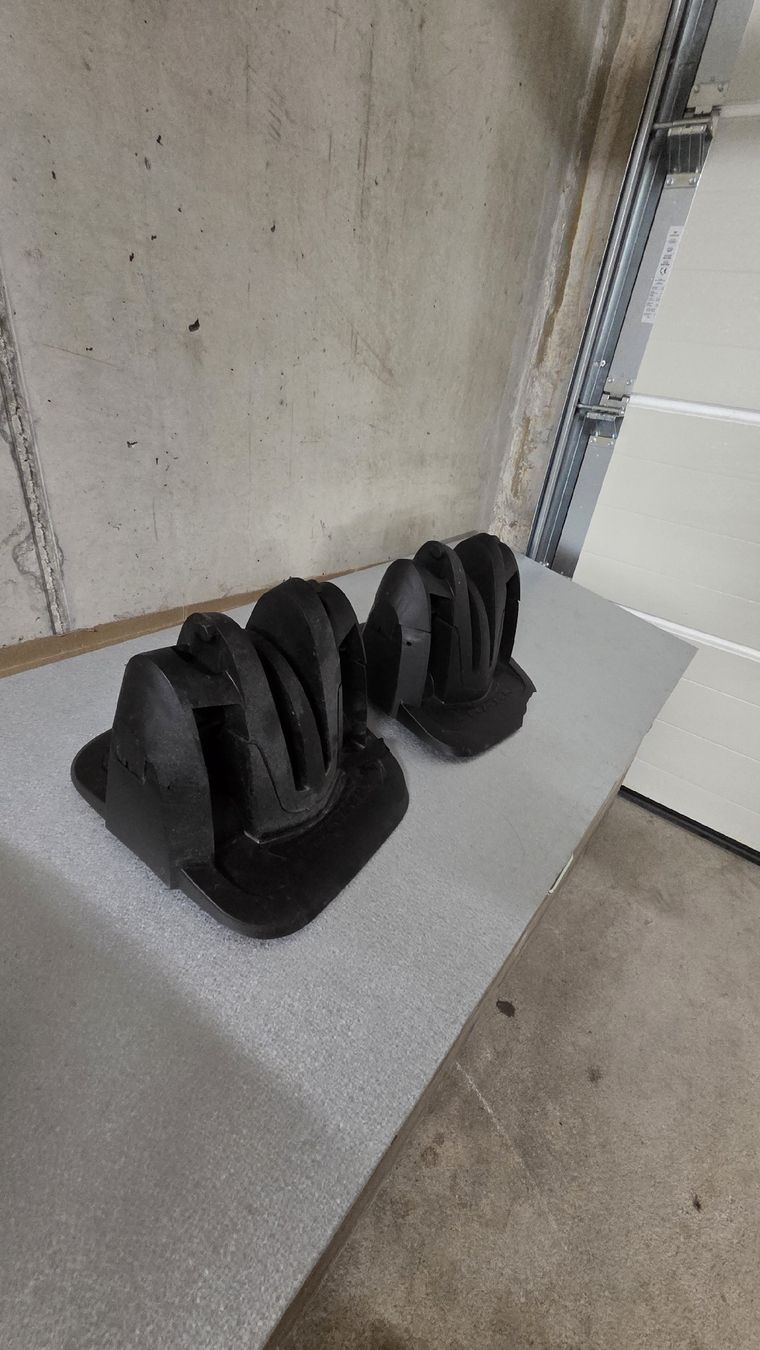Supporti a parete: Magnetischer Skiträger GEV Shark – Usato da Salgesch venduto da dor_75yc 2