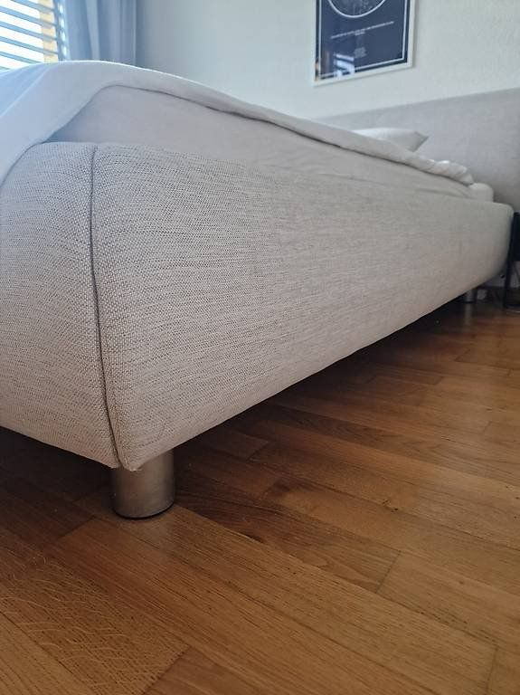 Pfister Letti: Polsterbett Möbel Pfister 180x200 – Usato da Bern venduto da lin_hsm5 2
