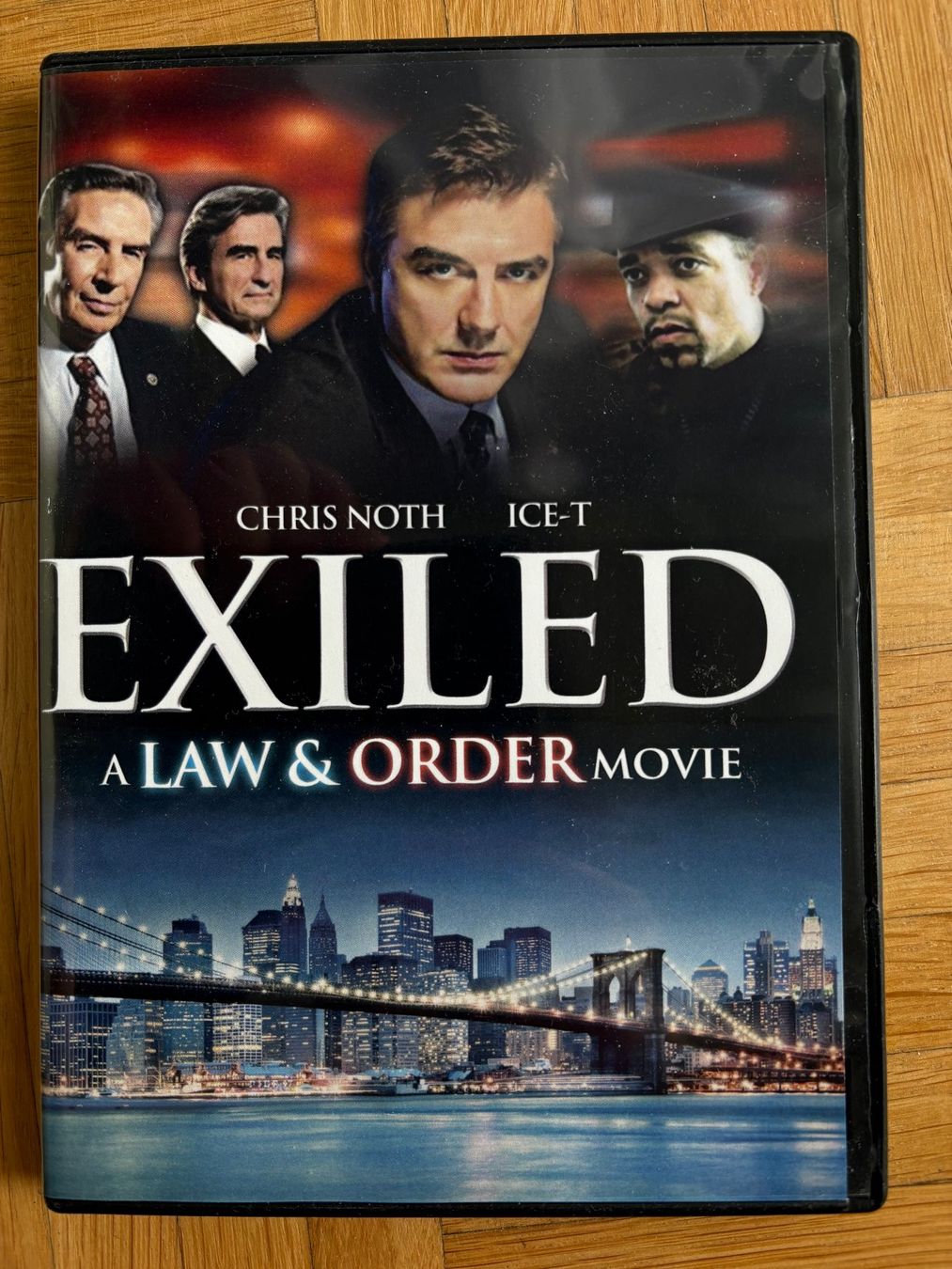 Tutti i DVDs: Exiled - A Law & Order Movie - DVD – Nuovo (secondo la descrizione) da Zürich venduto da Malcom