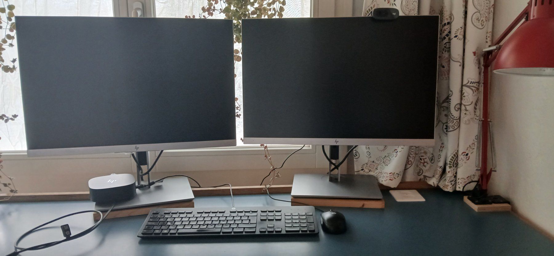 Hewlett Packard Docking station: Homeoffice: Dockingstation, 2 Bildschirme, Kamera – Usato da Winterthur venduto da ste_6ggl
