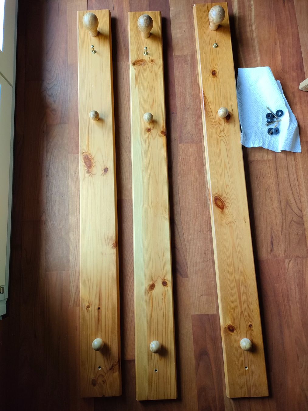 Guardaroba: Garderobe Holz / Kleiderhaken – Usato da Kriens venduto da Murbi19 3