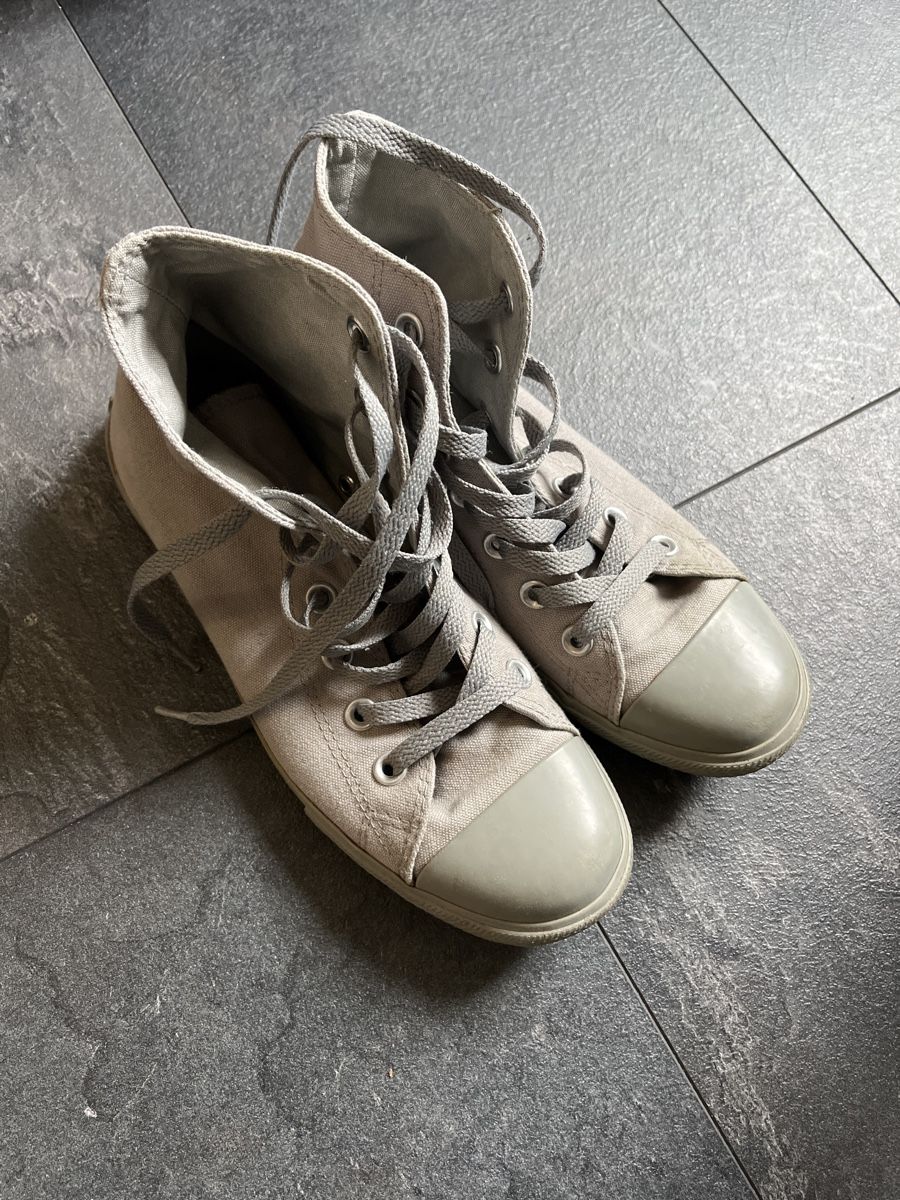 Converse Scarpe da donna: Converse All Stars Graue Sneaker – Usato da Dinhard venduto da Tatjjj
