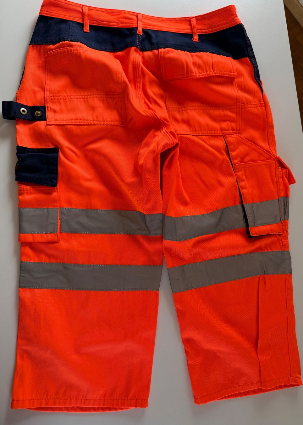 Pantaloni: Arbeitshose Mascot gr.52DE – Usato da Altendorf venduto da Elenaneagu22 2