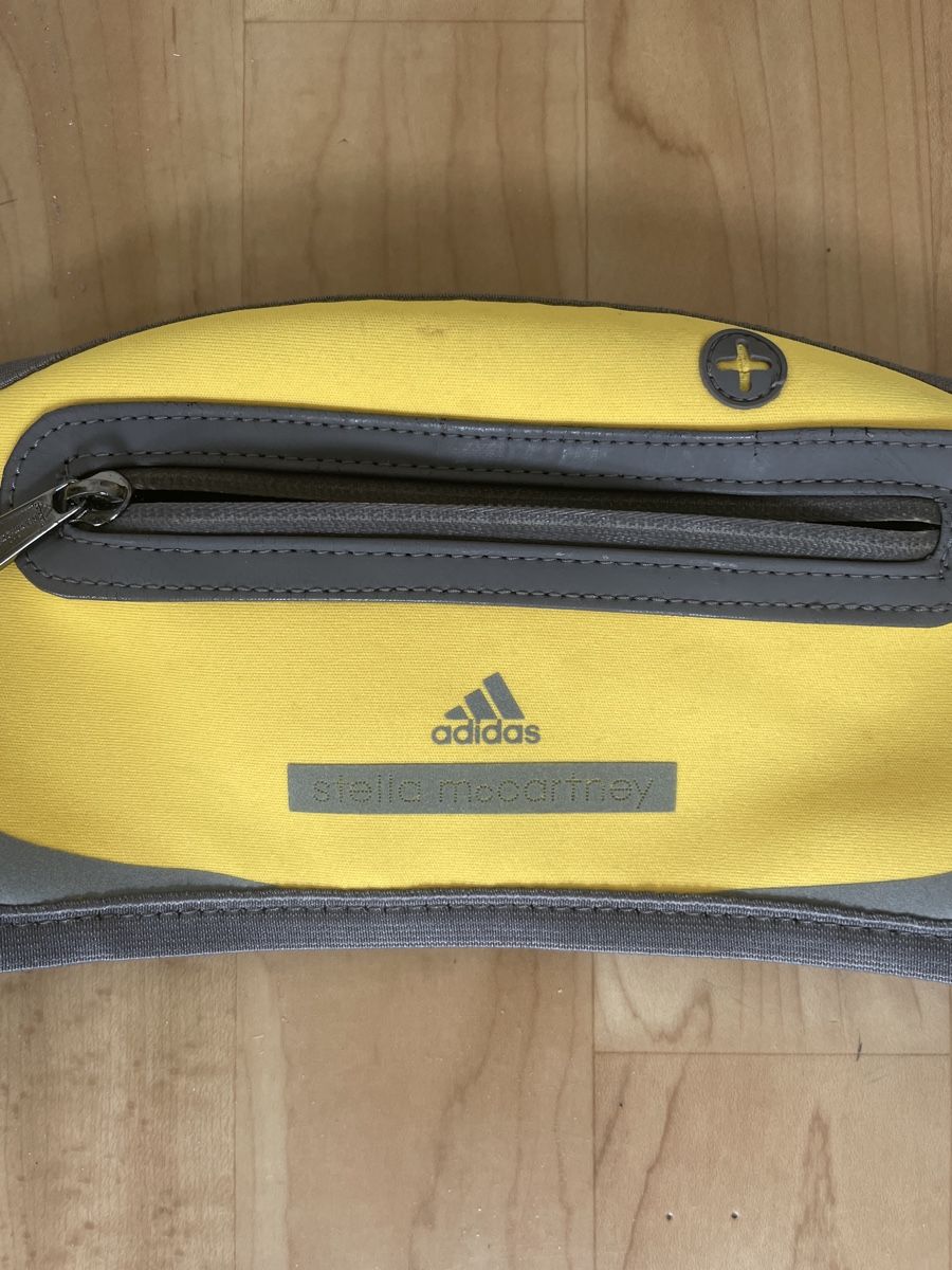 Stella McCartney Borse: Stella McCartney X Adidas sport pouch – Usato da Gandria venduto da sav_l8vb 1