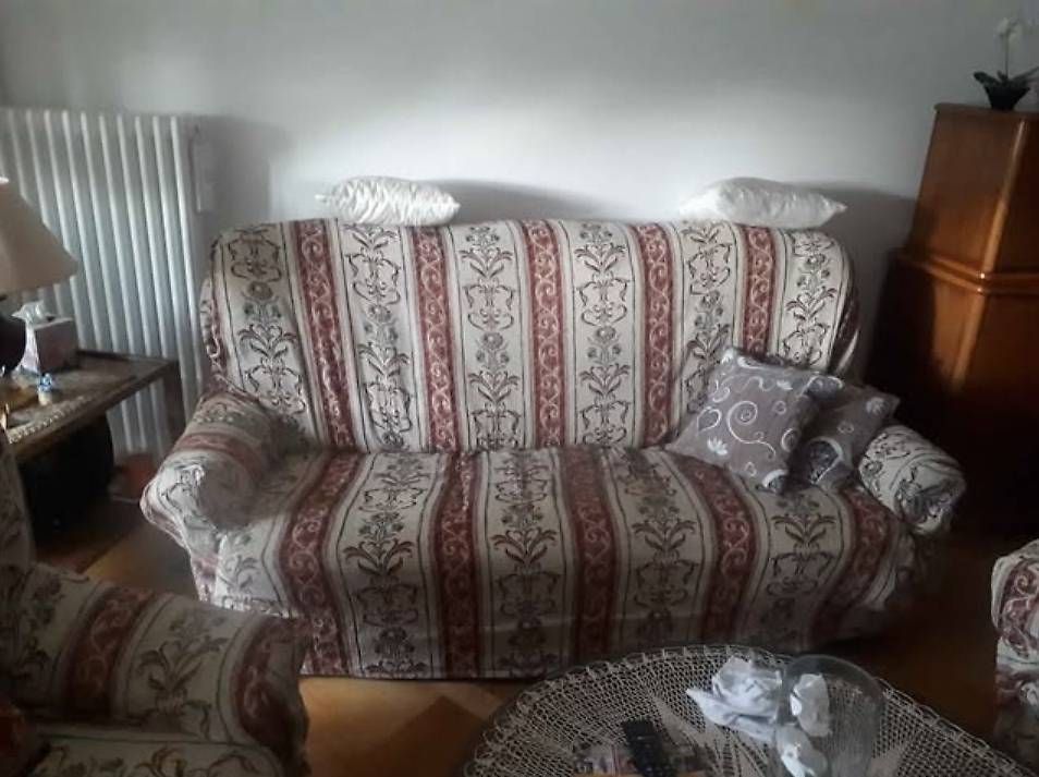 Divani: À DONNER Canapé et deux fauteuils – Usato da Lausanne venduto da pat_88j8