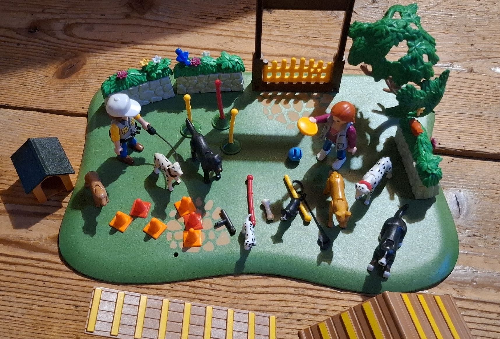 Playmobil Giocattoli: Playmobil Hundeplatz – Usato da Ebnat-Kappel venduto da Aibur