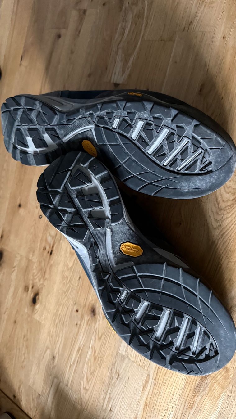 Meindl Herrenschuhe: Meindl Wanderschuhe Herren 10.5 neuwertig – Neu (gemäss Beschreibung) aus Sarmenstorf von SimonScheurer 1