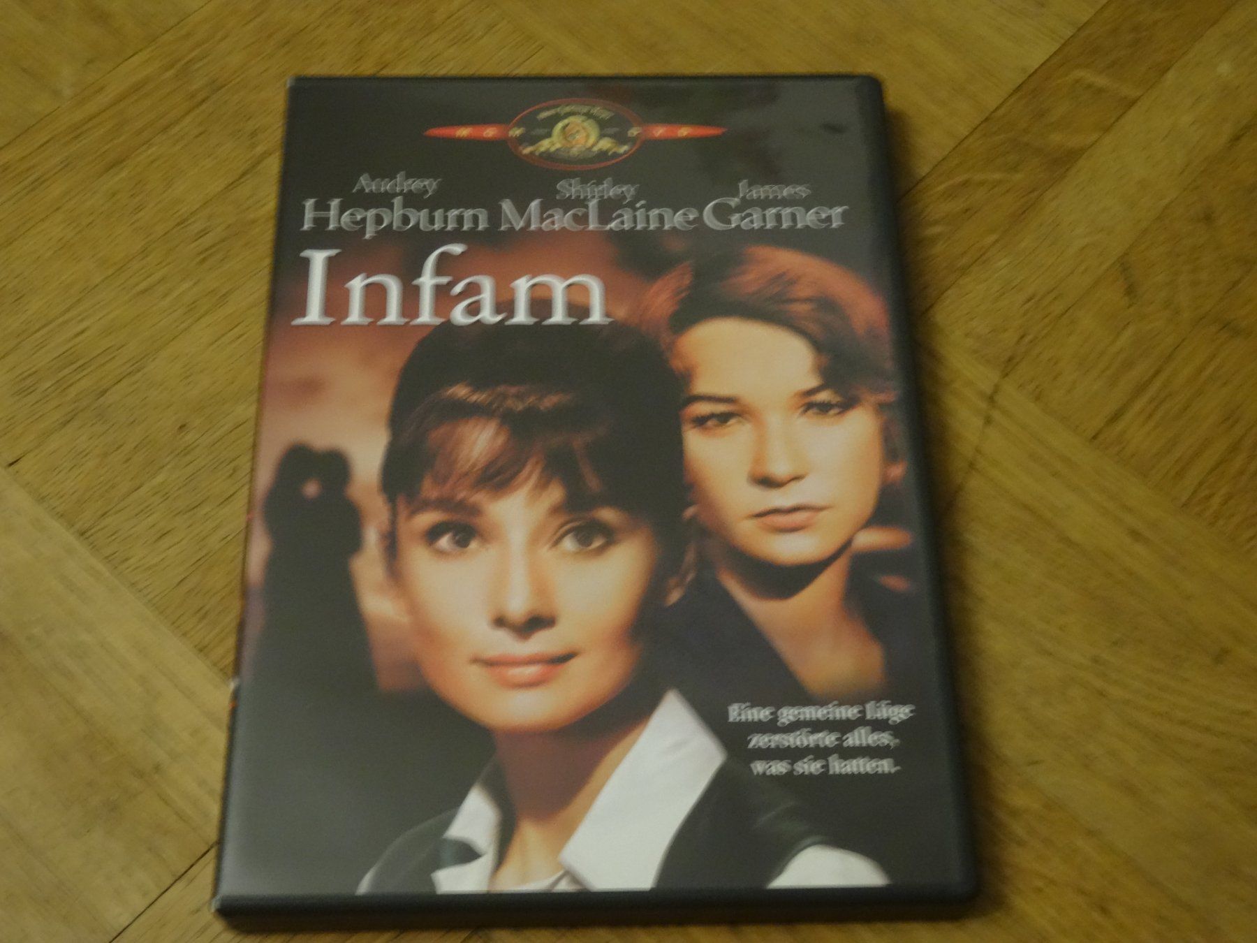 Alle DVDs: Infam DVD Audrey Hepburn – Gebraucht aus Olten von Disc-Verkauf