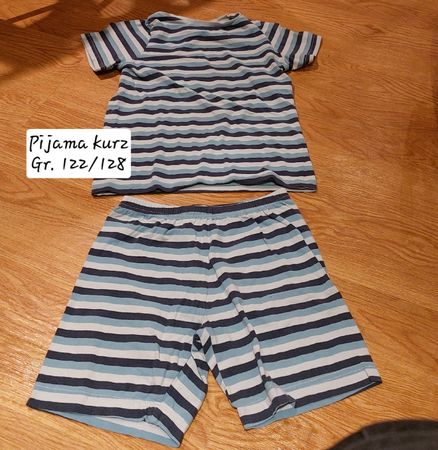 Pijamas kurz Gr. 122/128 - ideal für warme Tage☀️