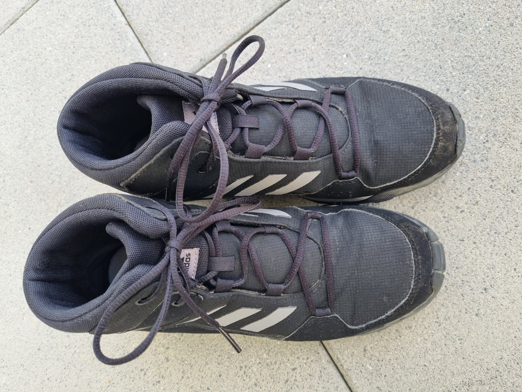 Adidas Scarpe per ragazzi: Adidas Terrex Kinder-Wanderschuhe Gr. 39 1/3 – Usato da Wiesendangen venduto da kauftipp 1