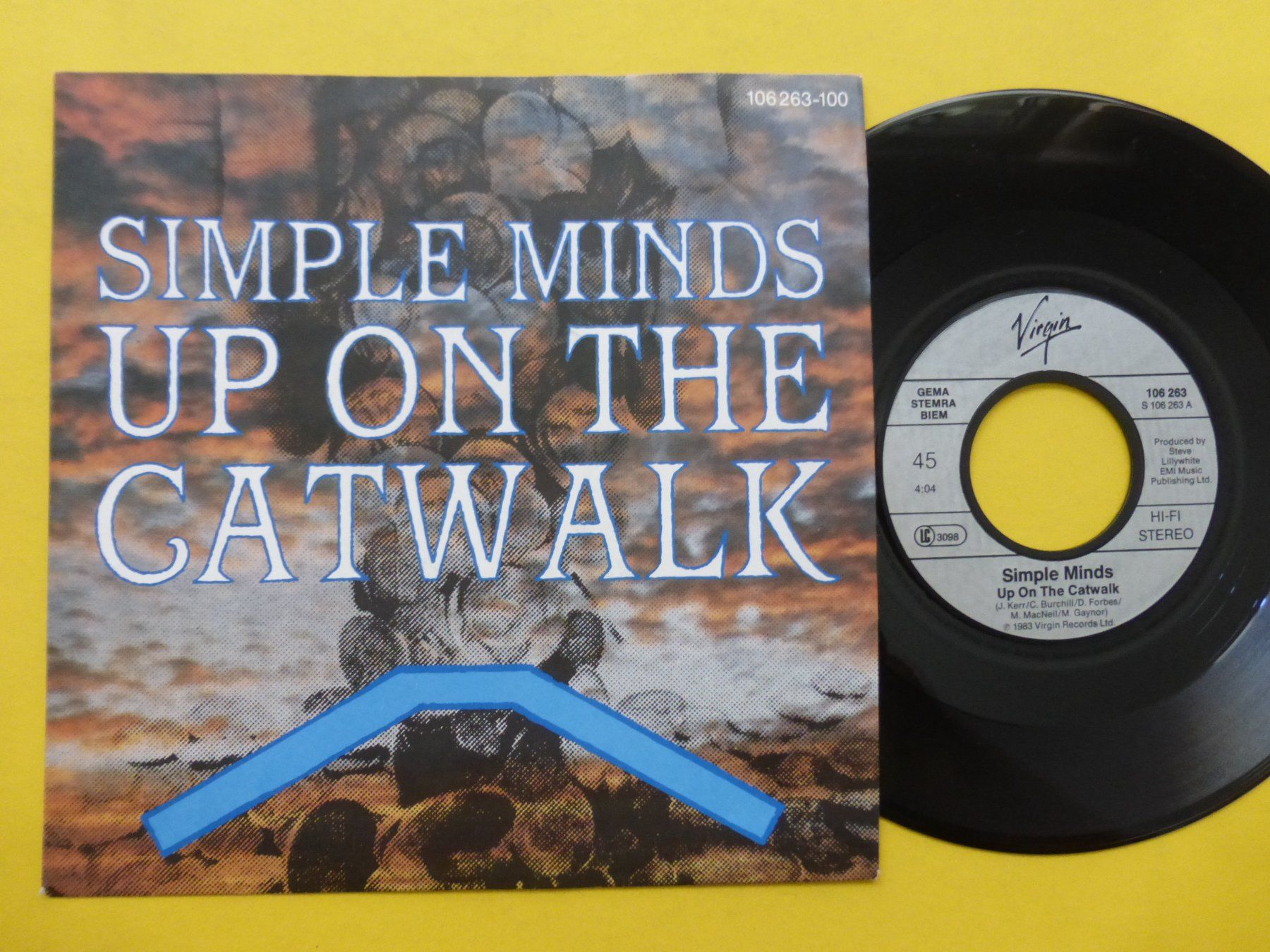 Dischi in vinile: Simple Minds – Up On The Catwalk – Usato da Zürich venduto da Swiss57