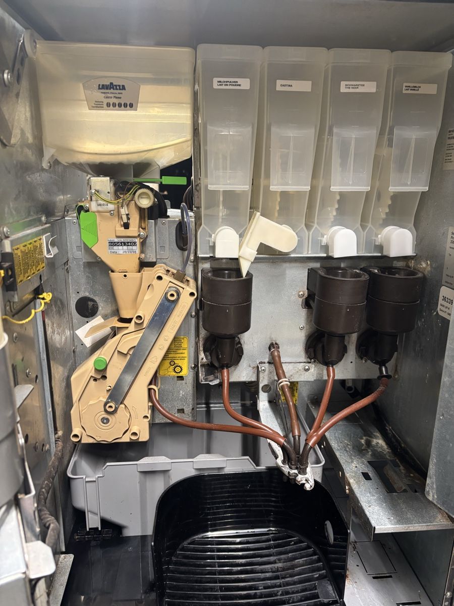 Selecta Kaffeemaschinen & Espressomaschinen: Kaffeeautomat Selecta Necta – Gebraucht aus Bûlach von rju_877h 1