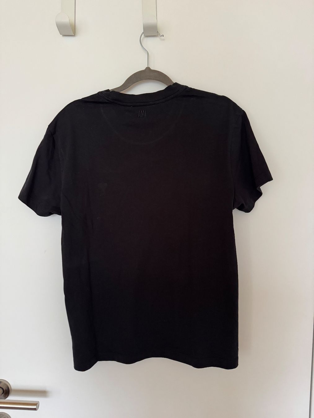 T-Shirts: Ami Paris T-Shirt – Neu (gemäss Beschreibung) aus Einsiedeln von gian.resell 1