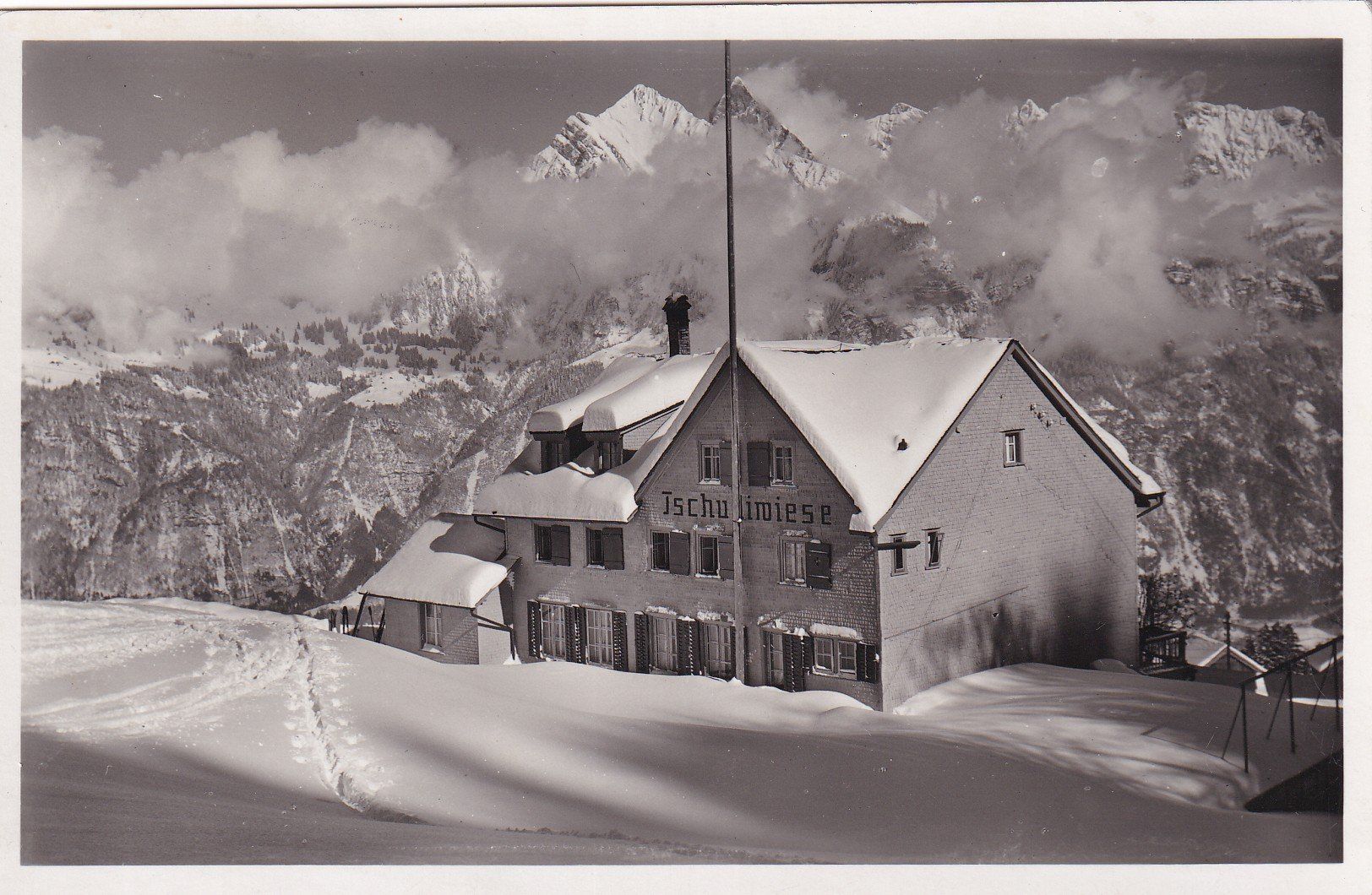 Ansichtskarten: Flumsberg  Kurhaus Tschudiwiese   1939 – Gebraucht aus Cormoret von Pascalll2001