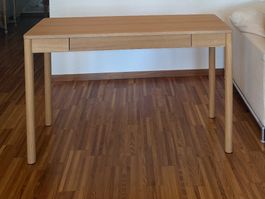 Stabiler Schreibtisch / Holztisch in Eichenoptik mit Schubla
