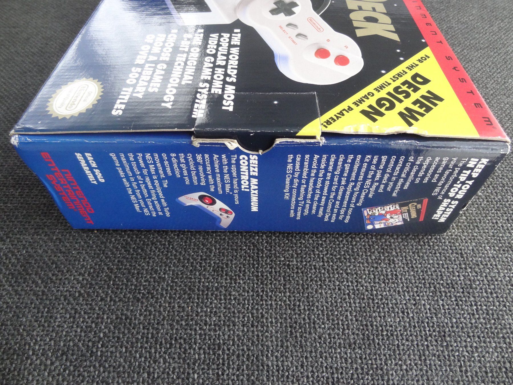 Nintendo Console: Nintendo NES -USA- Control Deck Konsole mit Bone - Pad NEU!! – Nuovo e nell'imballaggio originale da Lyss venduto da Famicom 1