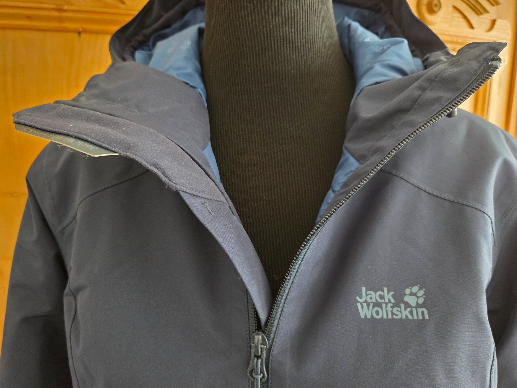 Jack Wolfskin Jacken: schöne Jacke, Jack Wolfskin – Neu (gemäss Beschreibung) aus Wiesendangen von Sinhuk 6