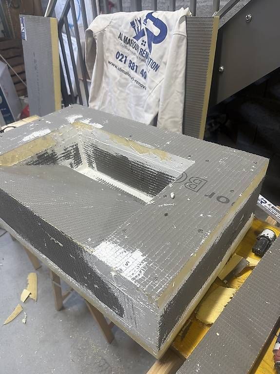 Rivestimenti per pavimenti: Vasques en carrelage sur mesure  Élégance, qualité  – Usato da Moudon venduto da con_m7sy 2
