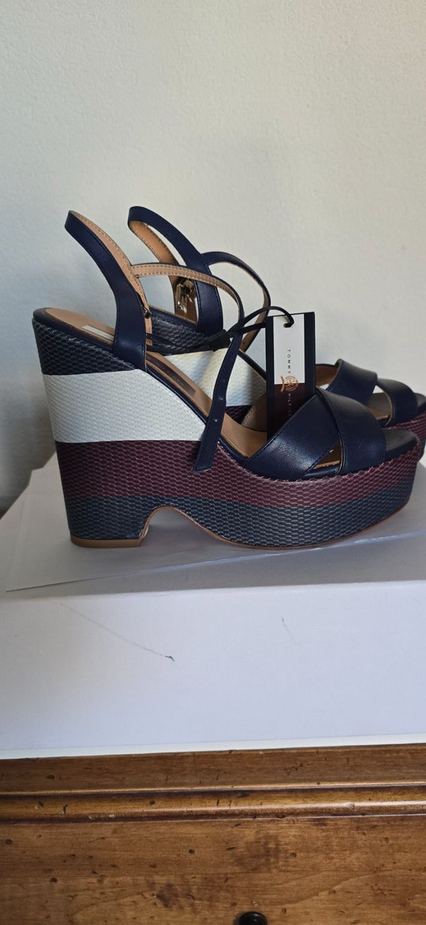 Tommy Hilfiger Scarpe da donna: Tommy Hilfiger Sandals, size 39 – Nuovo e nell'imballaggio originale da Spreitenbach venduto da Breezyel 2