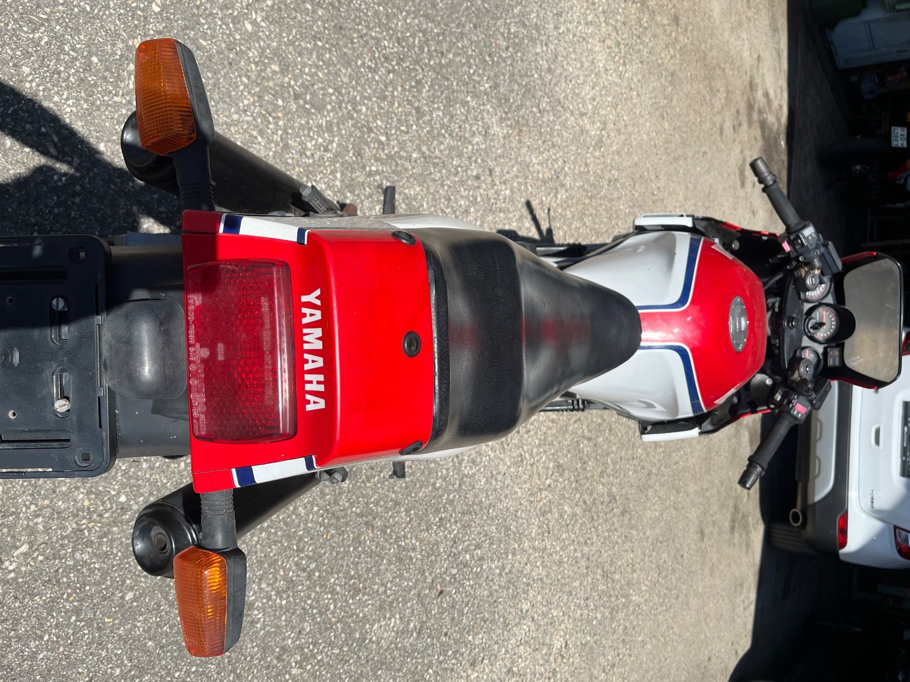 Yamaha Strada: Yamaha fz 750 à vendre – Usato da Arzier-Le Muids venduto da Jmb1960 3