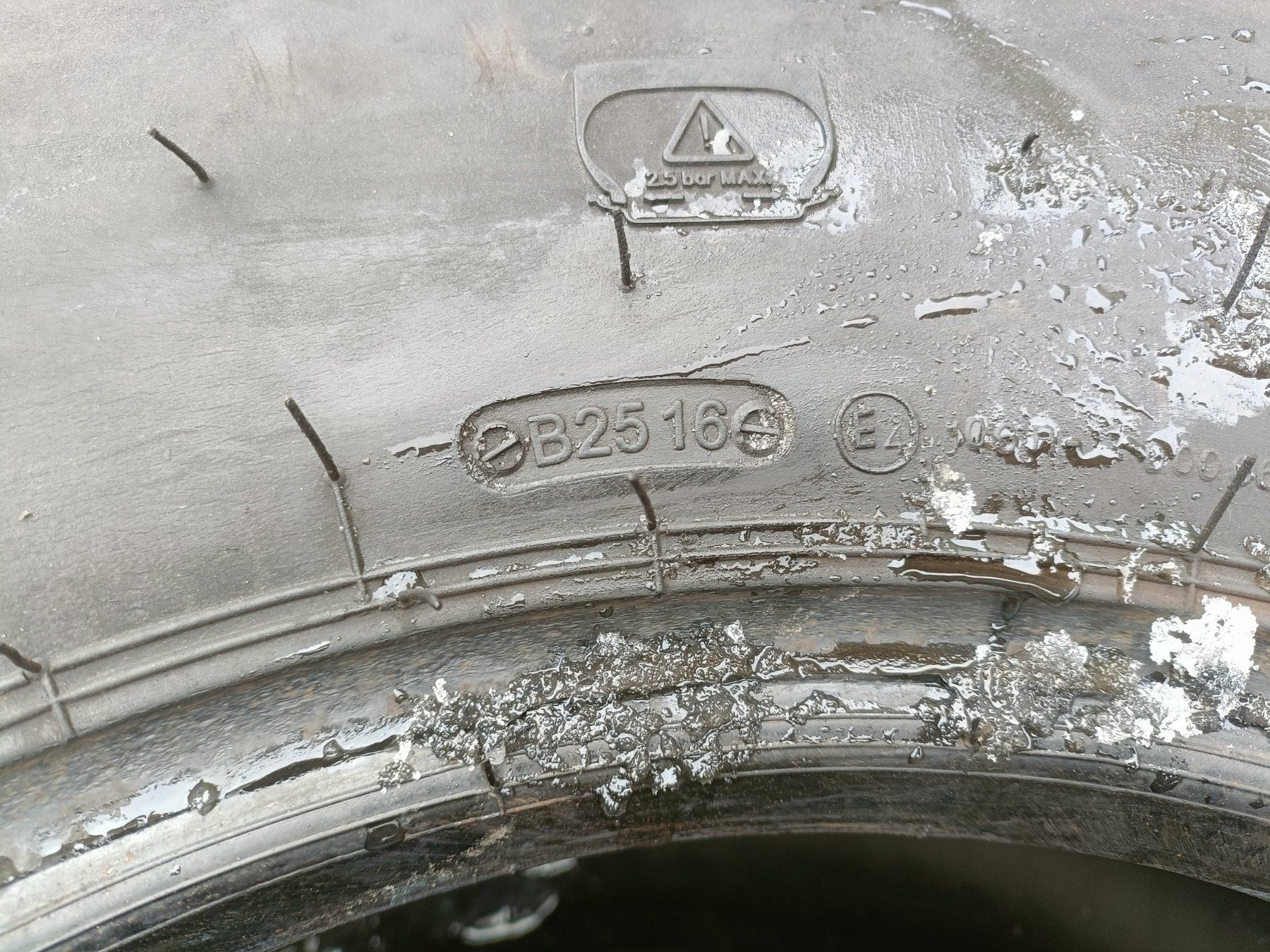 Pneumatici & Ruote complete: Terrareifen Allground BKT 440/50R17 – Usato da Appenzell venduto da surum 4