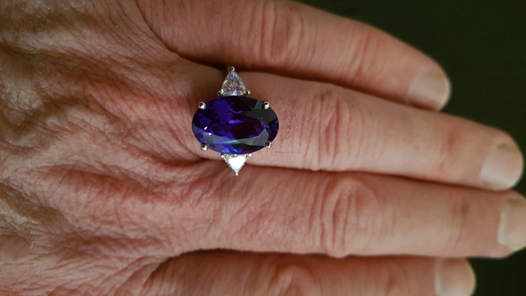 Anelli: Königlicher Tanzanite+Diamanten Ring NEU – Nuovo e nell'imballaggio originale da KLOTEN venduto da Luxurious-Shop 4