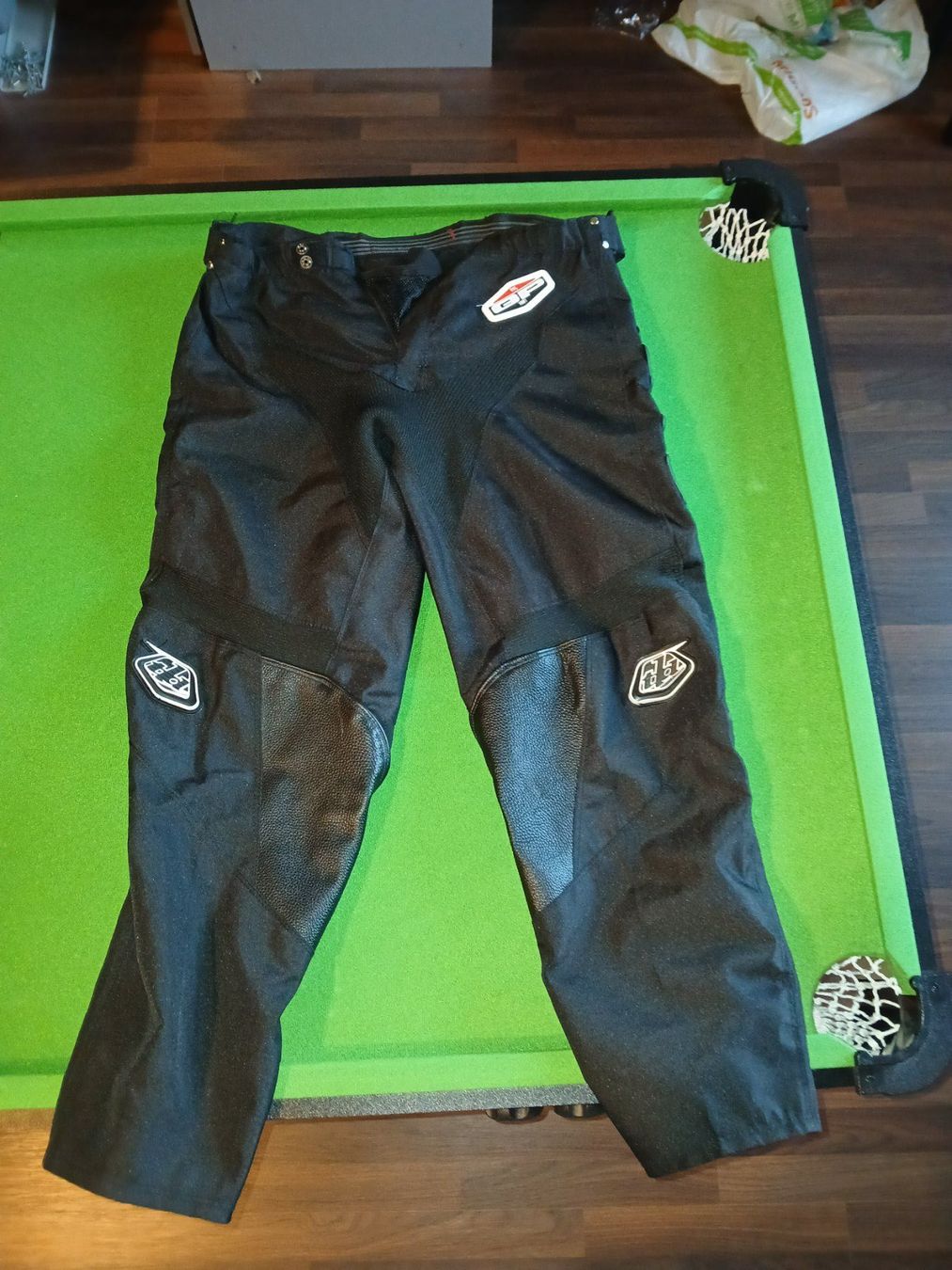 Pantaloni: Motorradhose Troy Lee Designs schwarz – Usato da Stettlen venduto da Valex10 1