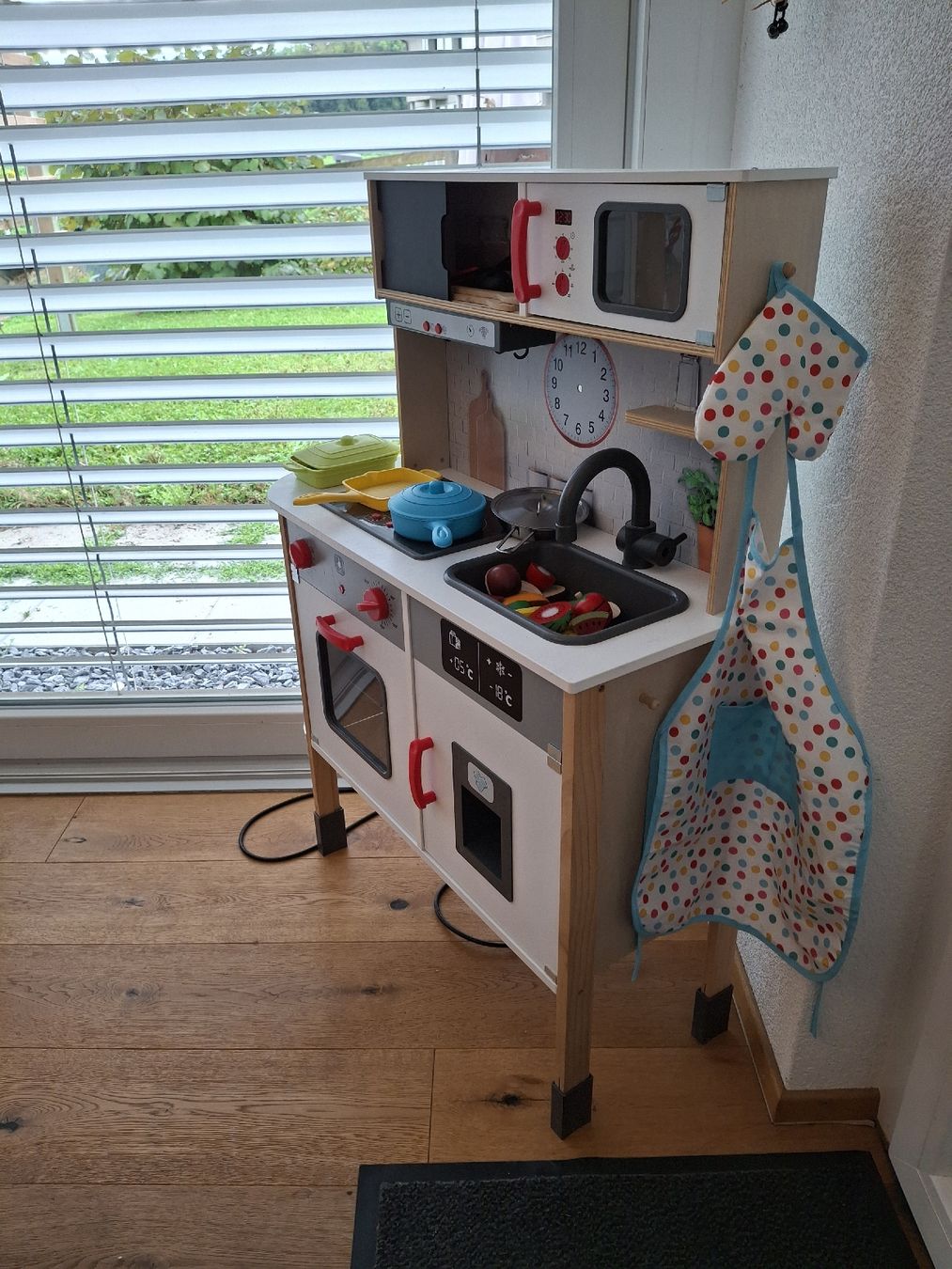 Spielzeuge: Spielküche mit zubehöhr – Gebraucht aus Winden von Teichmonster 1