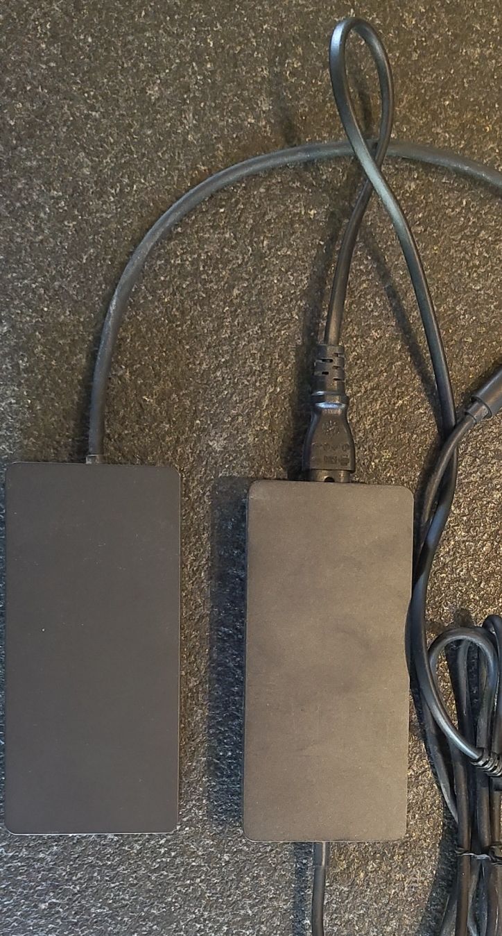 Microsoft Docking station: Surface (Book) Dockingstation inkl. Stromadapter – Usato da Krattigen venduto da verslaan