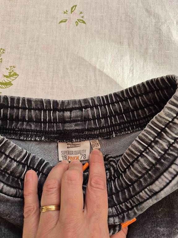 Jeans: Jeans – Gebraucht aus Zürich von RaffaelaT