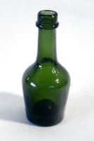 CARL MAMPE - BERLIN, Elefanten - Marke, Liqueur - Flasche