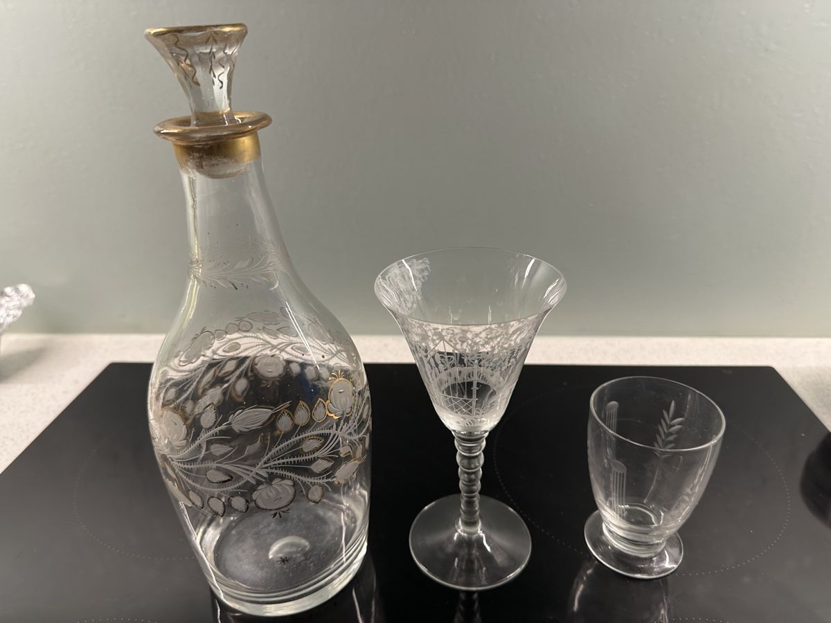 Caraffe: Antike Liqueur Karaffe mit 2 Gläser – Usato da stallikon venduto da regulaki 8