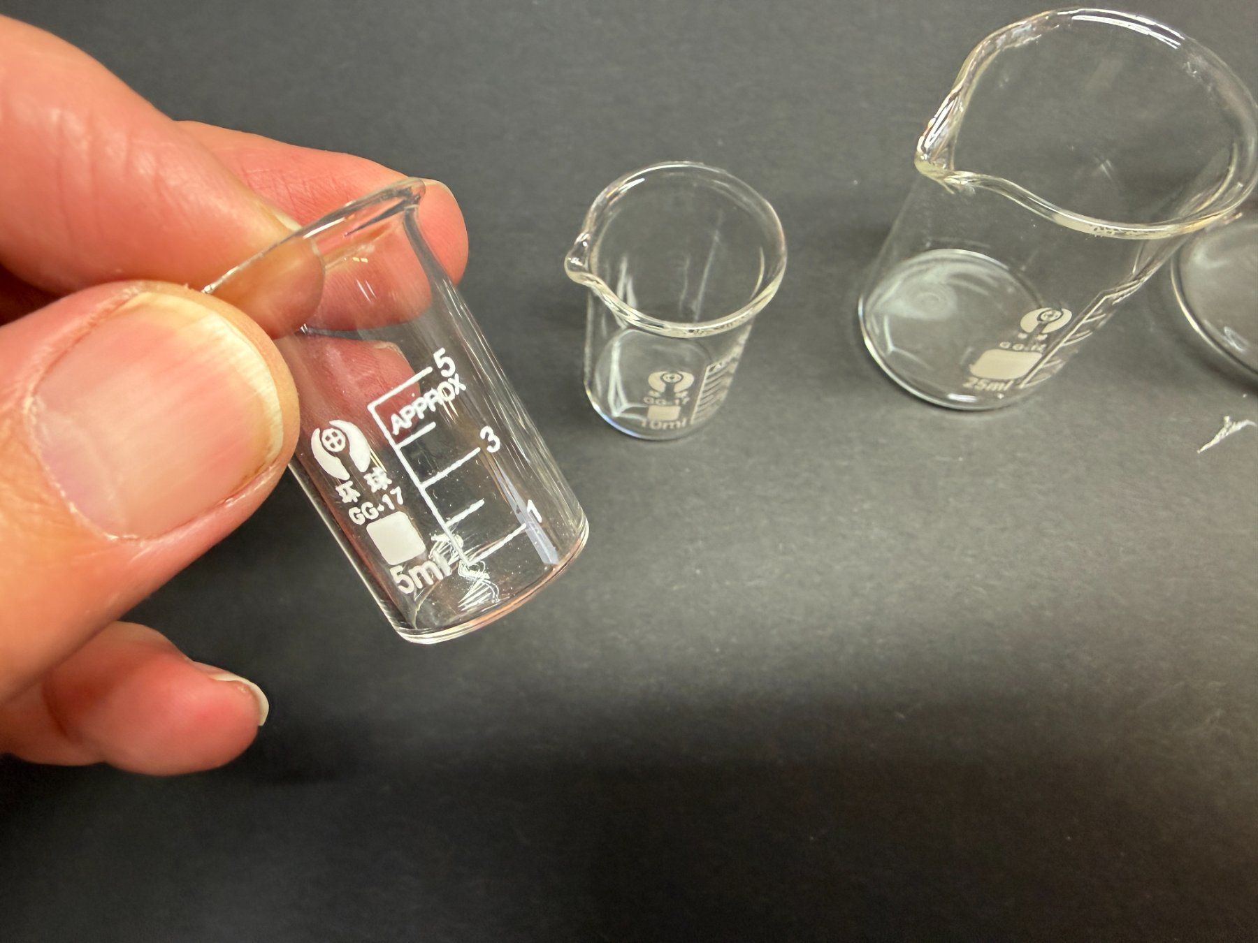 Bicchieri: 5er Set Bechergläser 5 ml bis 100 ml – Usato da Lützelflüh-Goldb venduto da Elementis 1
