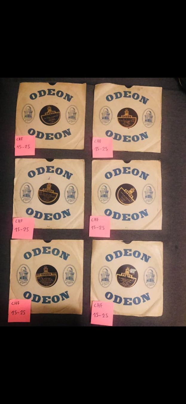 Vinyles: 6 Schellackplatten Odeon – D'occasion à Zürich par Dario5