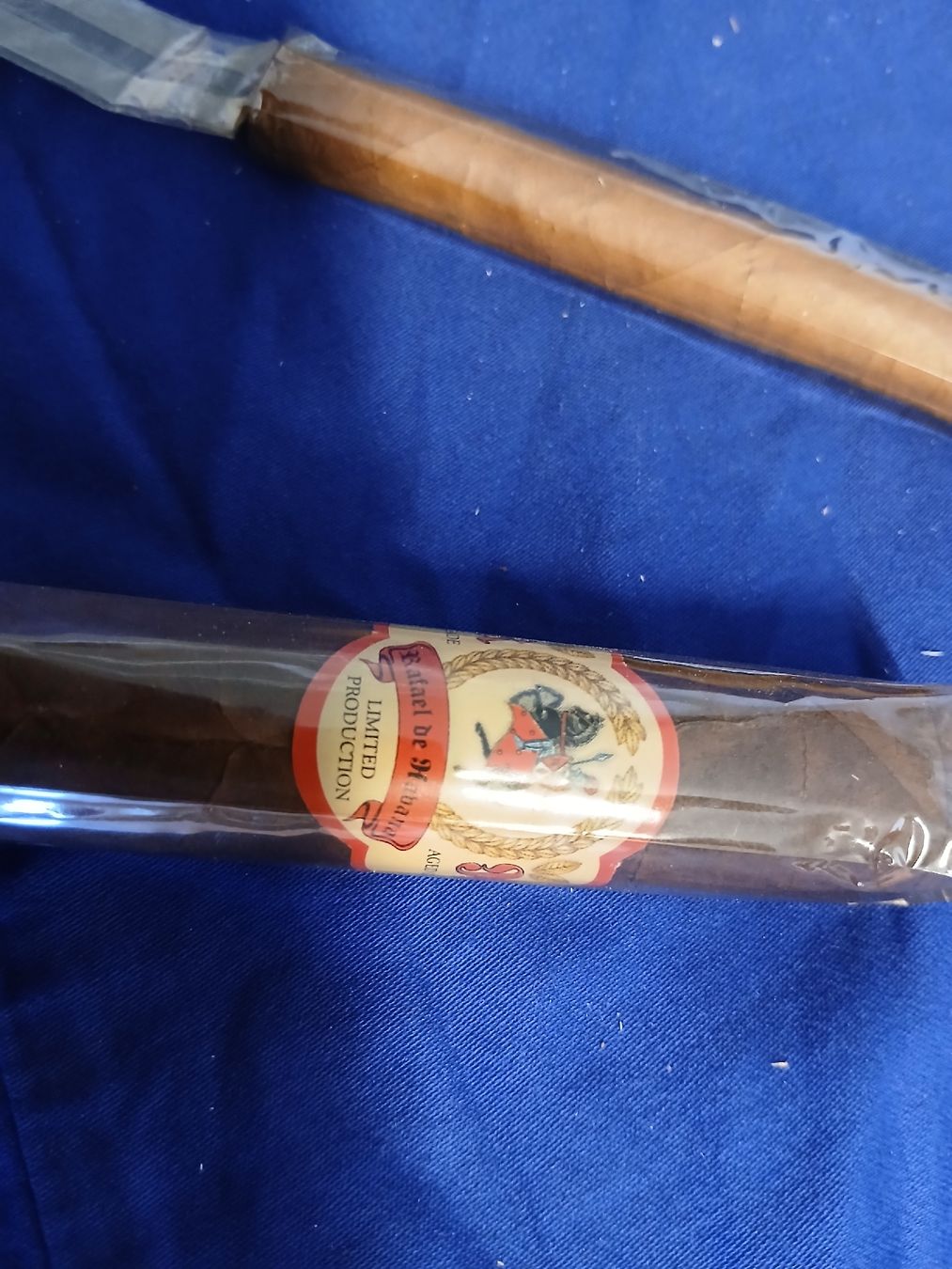 Articoli in legno: Zigarrenbox CHINCHALERO Culebras Holzbox mit 2 Zigarren – Usato da Hildisrieden venduto da fam_hpj2 4