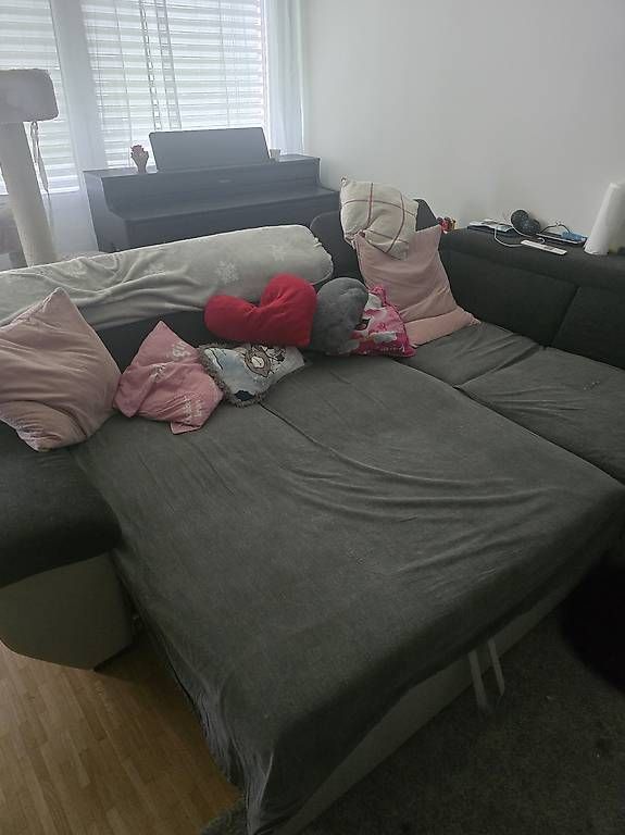 Conforama Divani: (Eck-)Sofa mit Ausziehfunktion – Usato da Urtenen-Schönbühl venduto da fabienne_schmid 2