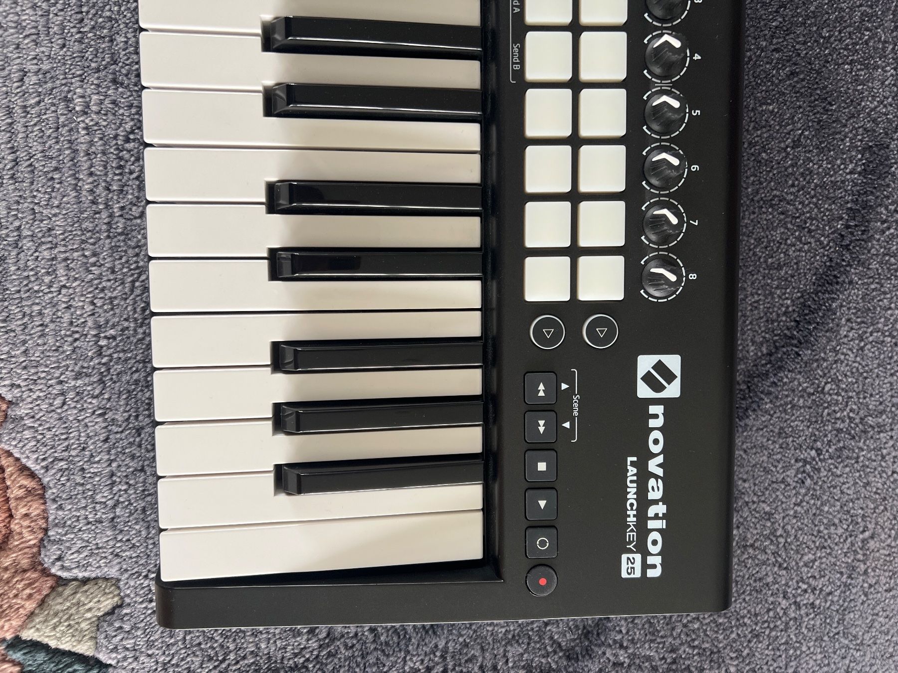Novation Strumenti musicali: Novation Launchkey 25 Midi Controller (inkl. Kabel) – Usato da Uzwil venduto da EliasSchmidt 4