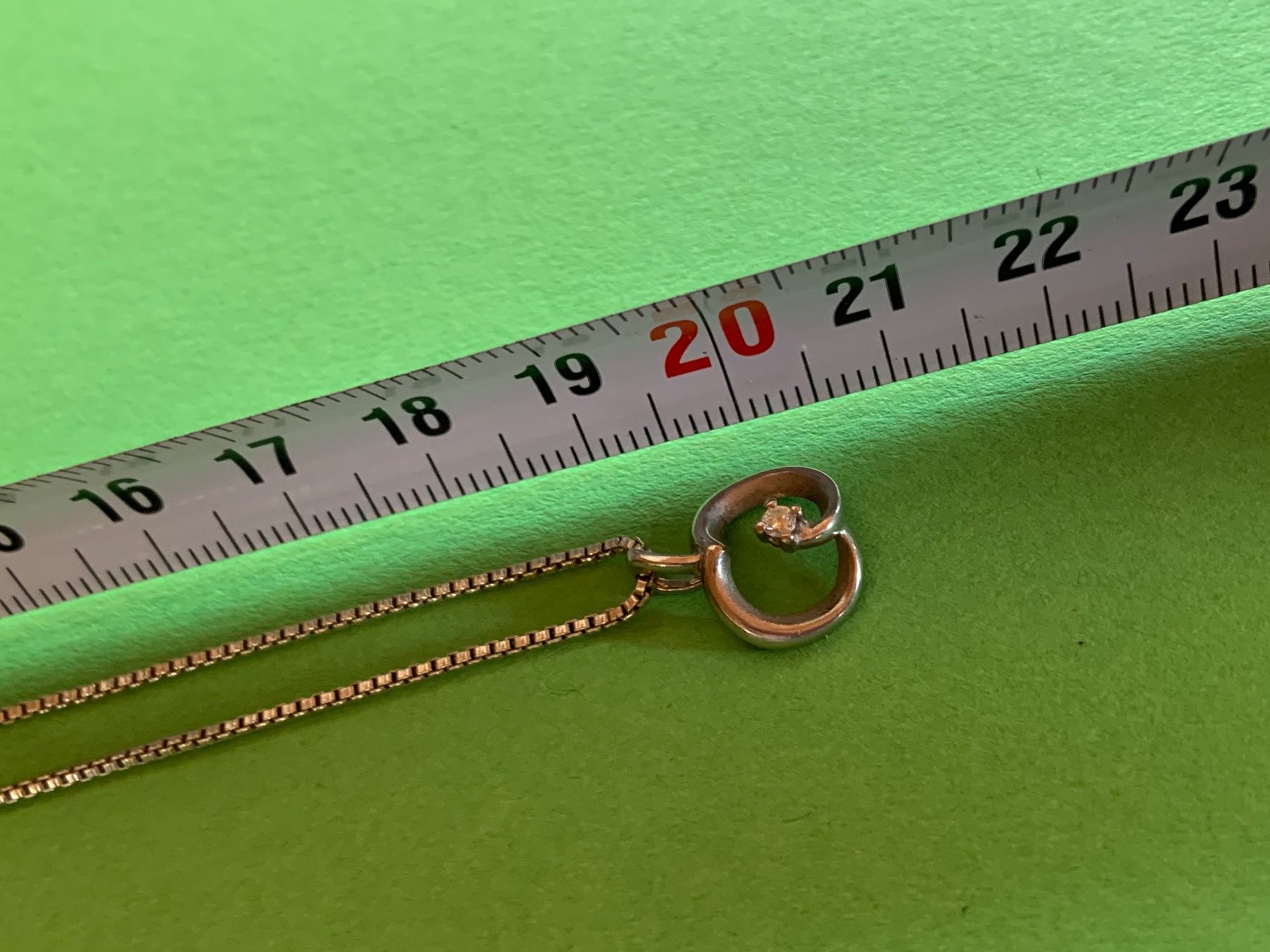 Catenine: Venezianer Kette mit Apfelanhänger – Usato da Laufen venduto da Bellavitaboom 9
