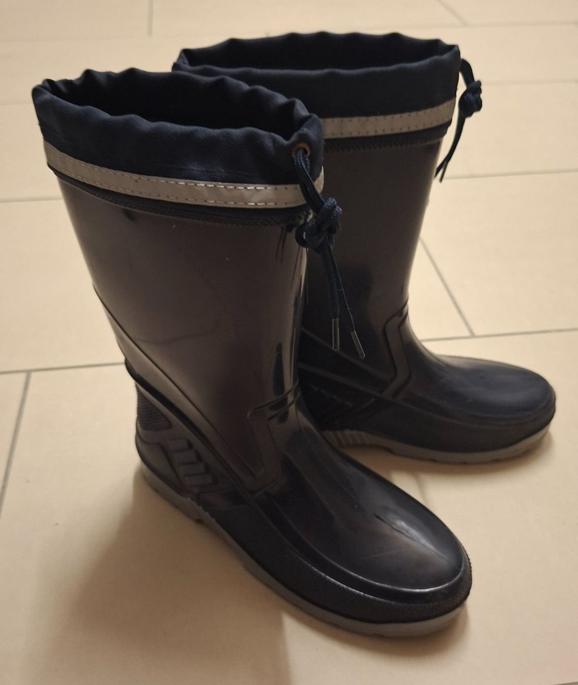 Scarpe per ragazzi: Gummistiefel Gr. 37 – Usato da Niederweningen venduto da -SecondHand-