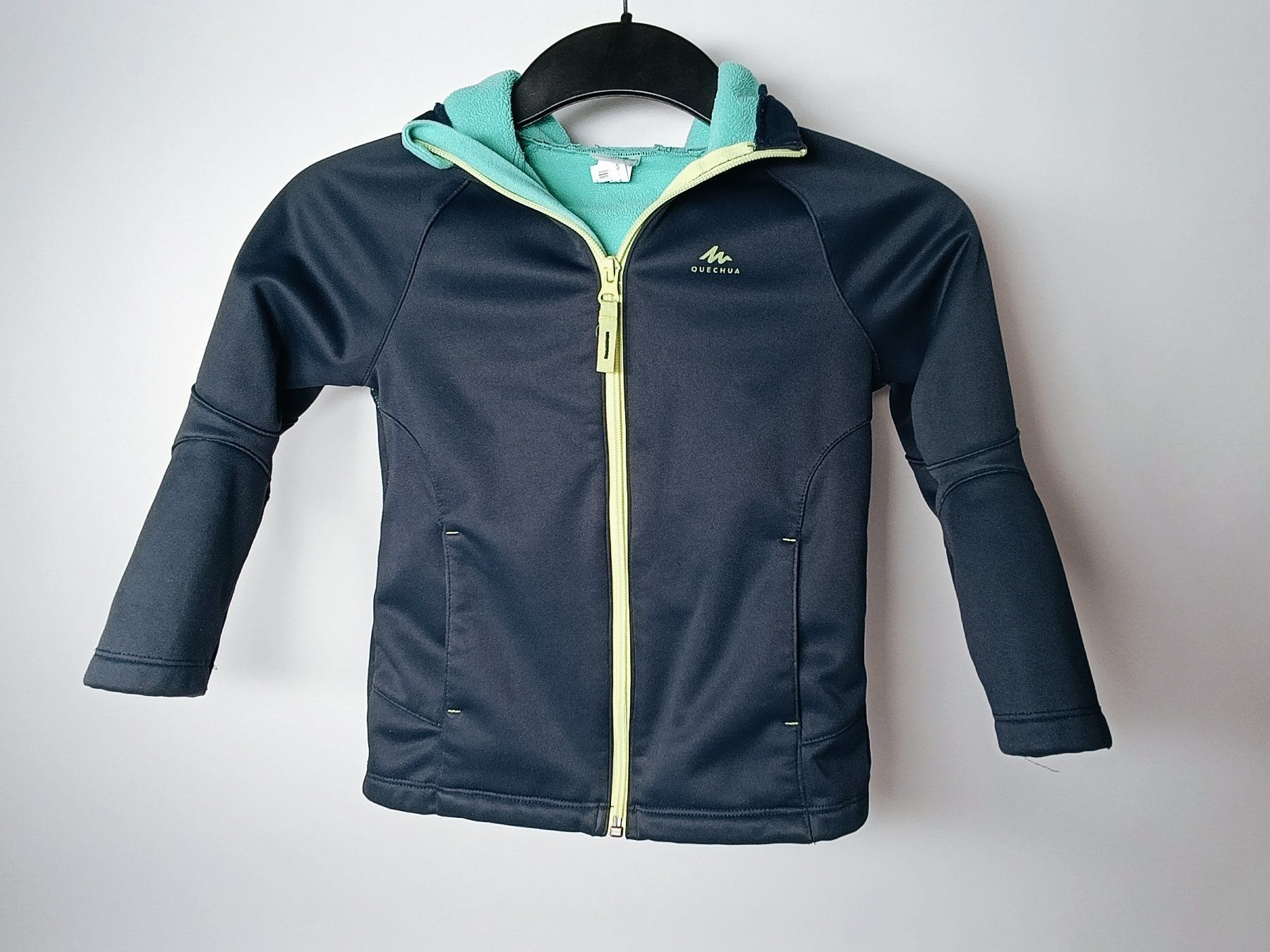 Decathlon Giacche & Cappotti: QUECHUA jaquette bleue 4-5 ans – Usato da Thielle venduto da Plusvalue_Neuchatel
