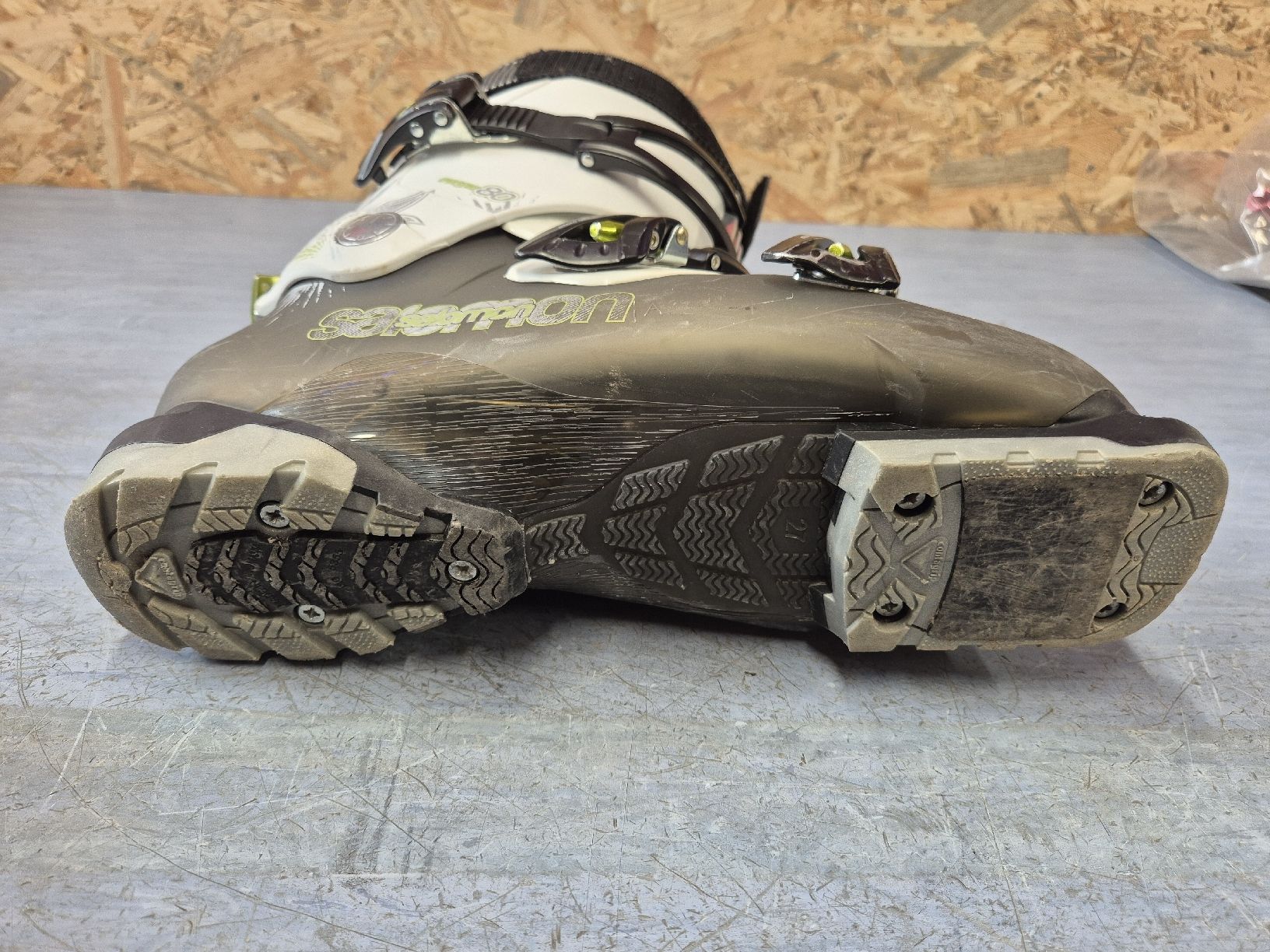 Salomon Scarpe da donna: Skischuhe Salomon Grösse 27.5 – Usato da Villigen venduto da Tilt 2