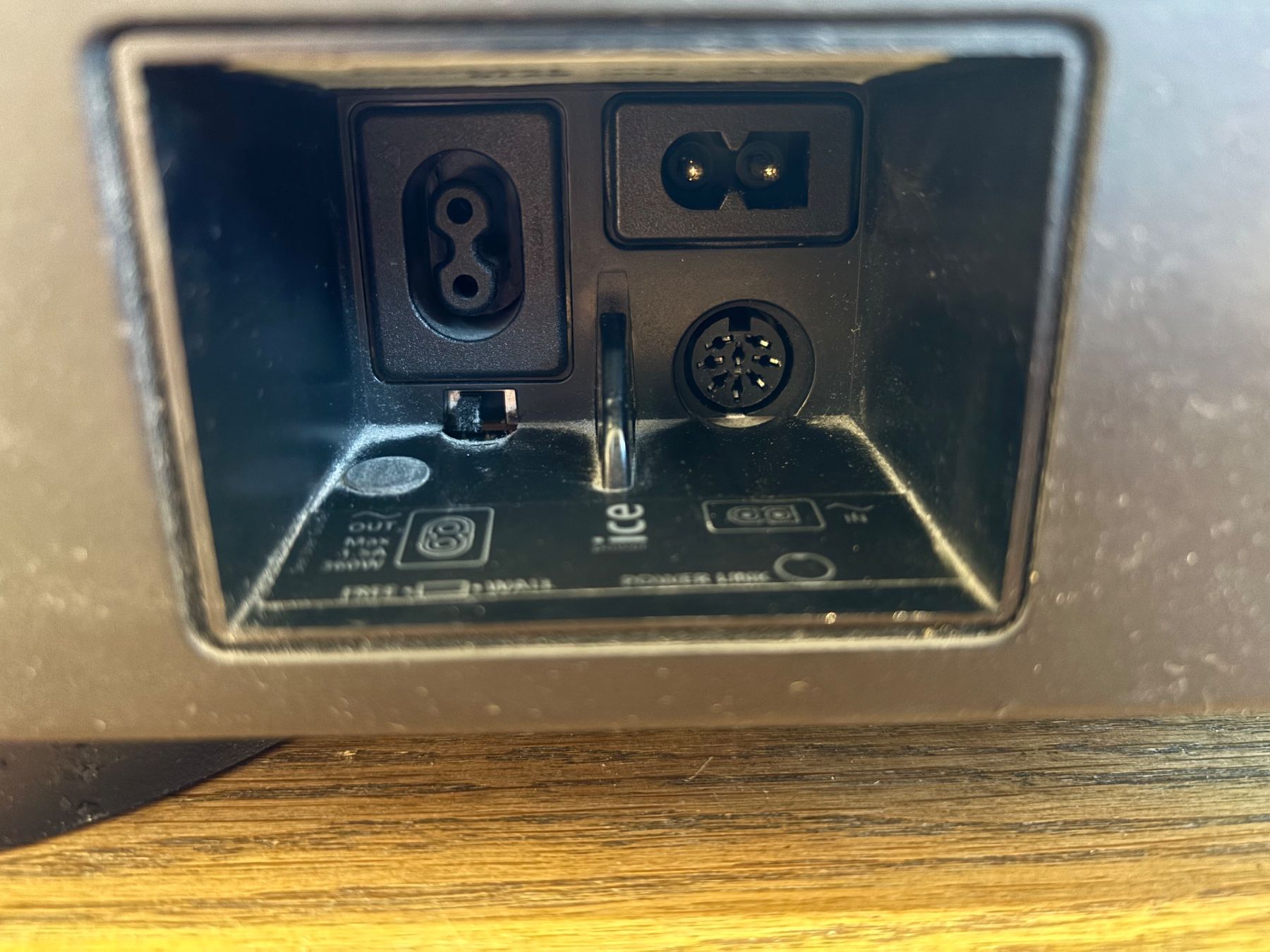Bang & Olufsen Casse acustiche: Barre de son Beolab 7-1 – Usato da Sion venduto da Bang-OlufsenSion 4